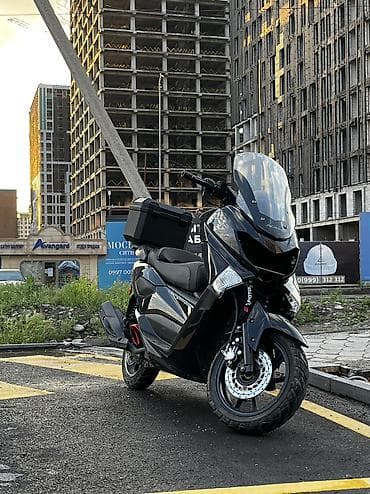 Скутеры: Макси-скутер Yamaha, 180 куб. см, Бензин, Б/у — 1