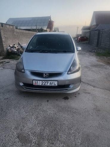 Honda Fit: 2003 г., 1.3 л, Автомат, Бензин, Хэтчбэк