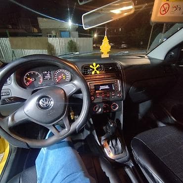 Продажа авто: Volkswagen Polo: 2019 г., 1.6 л, Автомат, Бензин, Седан — 5