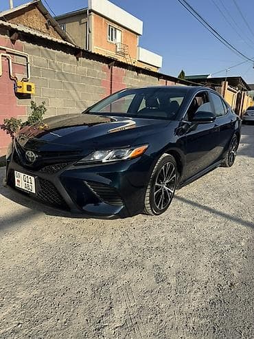 Toyota Camry: 2018 г., 2.5 л, Автомат, Бензин, Седан at lalafo.kg Toyota Camry: 2018 г., 2.5 л, Автомат, Бензин, Седан