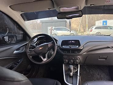 Chevrolet: Chevrolet Onix: 2020 г., 1 л, Автомат, Бензин, Седан — 10