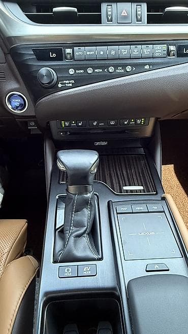 лексус седан ес 250: Lexus ES: 2019 г., 2.5 л, Автомат, Гибрид, Седан — 10