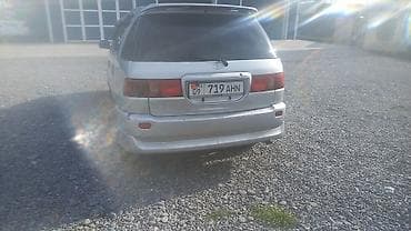 таота сурф: Toyota Ipsum: 2000 г., 2 л, Автомат, Бензин, Минивэн — 4