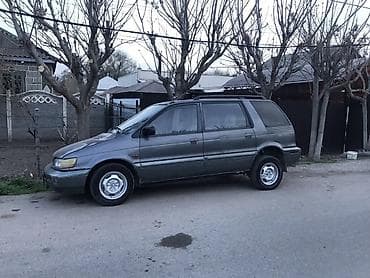 бу вагон: Mitsubishi Space Wagon: 1992 г., 2 л, Ручные, Бензин, Универсал — 9