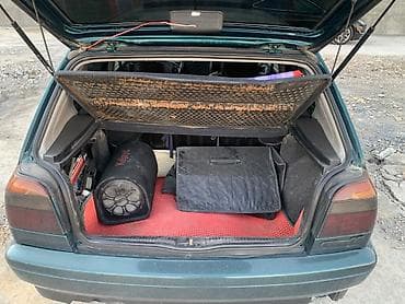passat variant: Volkswagen Golf: 1996 г., 1.6 л, Механика, Бензин, Хэтчбэк — 7