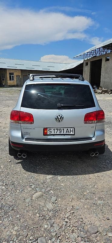 машина кабан: Volkswagen Touareg: 2004 г., 3.2 л, Типтроник, Газ, Внедорожник — 5
