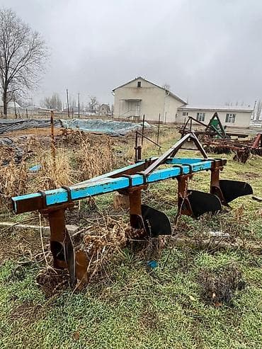 step wgn: Навесной оборотный плуг, трехкорпусный - Тип: навесной, трехкорпусный — 1