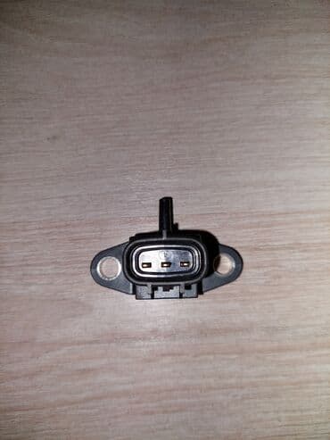 датчик srs: Toyota 2000 г., Новый — 2