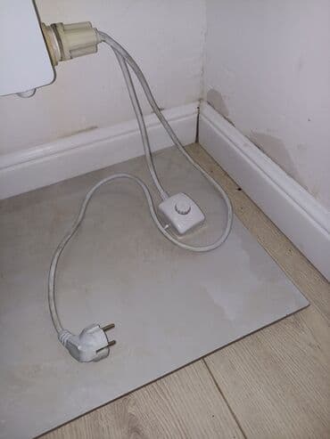 алюминиевый стол: Алюминиевый секционный радиатор отопления - 10 секций, современный — 4