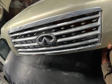 infinity: Решетка радиатора Infiniti 2010 г., Б/у, Оригинал — 2