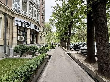 залоговая недвижимость: Аренда офисов, 16 м², В жилом комплексе, 1 линия, С отдельной кухней, С отдельным входом — 3