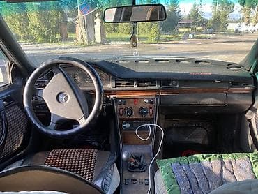 Транспорт: Mercedes-Benz W124: 1992 г., 2.9 л, Механика, Бензин, Седан — 5
