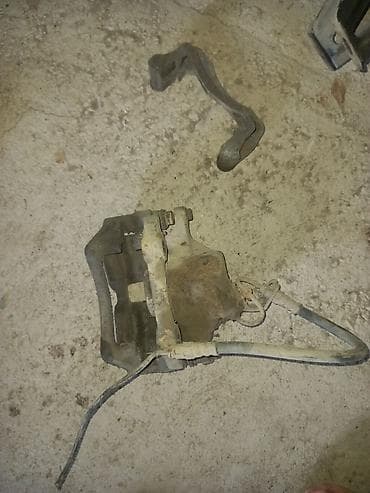 Суппорты: Комплект суппортов Volkswagen 1993 г., Б/у, Оригинал, Германия — 4