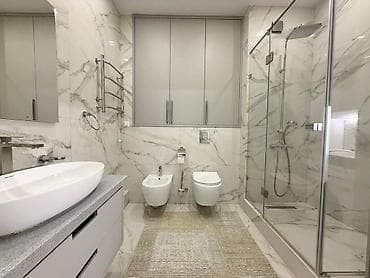mod: For rent designer 2 bedroom apartment in the golden square. 94 — 10