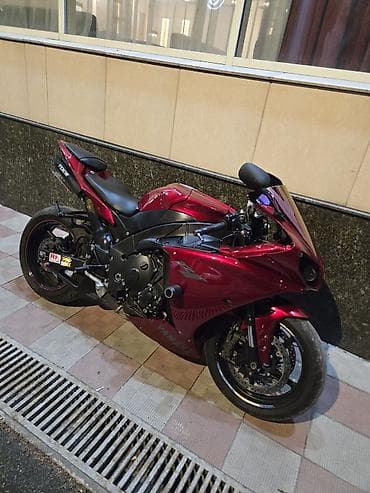 ямаха р 6: Спортбайк Yamaha, 1000 куб. см, Бензин, Взрослый — 1