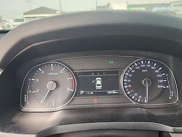 q 7: Kia K7: 2021 г., Бензин, Седан — 9