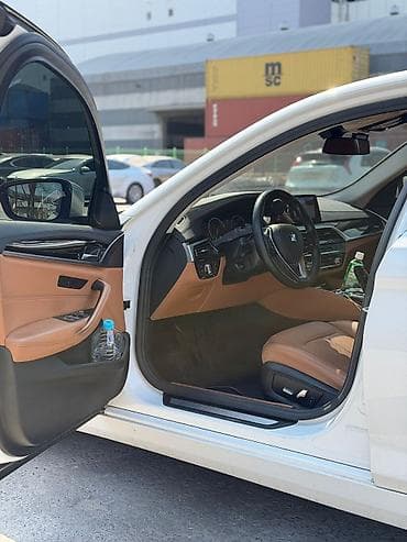 материал для машины: BMW 5 series: 2019 г., Седан — 10