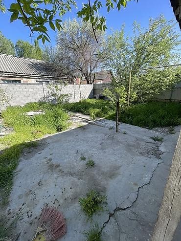 red centr: 3 соток, Для строительства — 7