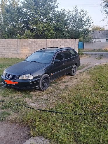 Унаа: Toyota Avensis: 2001 г., 2 л, Кол менен иштөөчү, Дизель, Универсал — 2