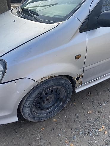 dodge caliber: Daihatsu YRV: 2002 г., 1.3 л, Ручные, Бензин, Хэтчбэк — 3