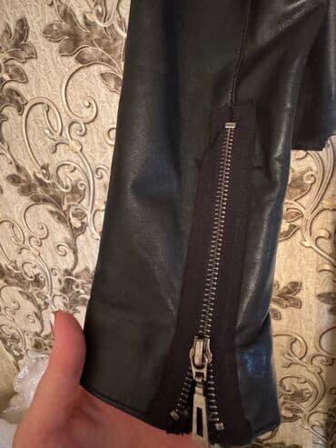 на железных номерах: Кожаная куртка, Косуха, Натуральная кожа, Приталенная модель, S — 5