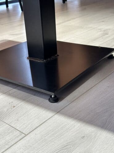 кресло для кафе: Столы для кафе и ресторанов • Нижнее основание размером 410х410 мм — 5