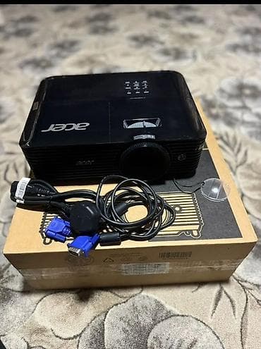 большой фонарик: Проектор Acer (серия H5) с комплектом кабелей - Компактный — 2