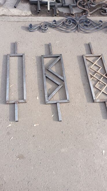 металические ворота: Элегантные кованые ворота черного цвета с изящными золотистыми — 28