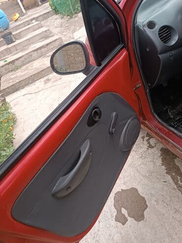 матиз красный: Daewoo Matiz: 2004 г., 0.8 л, Механика, Бензин, Хэтчбэк — 4