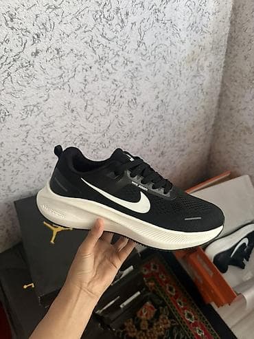 asics кроссовки: Мужские кроссовки, 40, 41, 42, Nike, Новый, цвет - Черный — 1