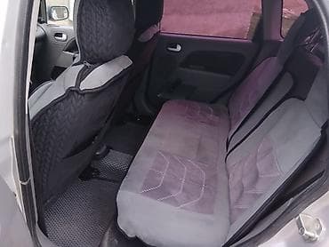 Продажа авто: Ford Fiesta: 2003 г., 1.4 л, Механика, Бензин, Хэтчбэк — 3