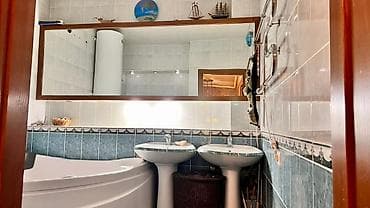 Квартиры: 4 комнаты, 145 м², Джал мкр (в т.ч. Верхний, Нижний, Средний) 5 этаж, Евроремонт — 10