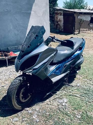 Макси-скутер Yamaha, 420 куб. см, Бензин, Б/у — 2