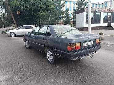 аудио касета: Audi 100: 1989 г., 2.2 л, Механика, Бензин, Седан — 3