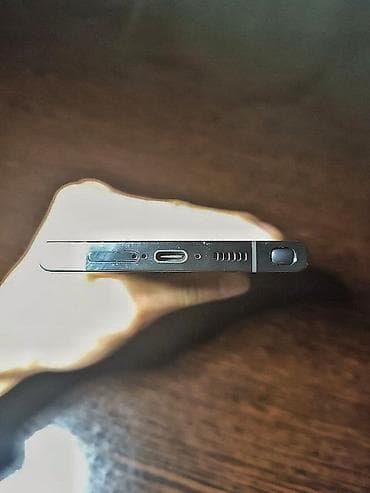 ipone 9: Samsung Galaxy S23 Ultra, Б/у, 512 ГБ, цвет - Зеленый, 1 SIM — 4