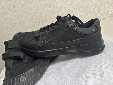 натуральный воротник: Кроссовки Nike для бега/тренировок сам брал за 3500 сом одам 1950 - — 9