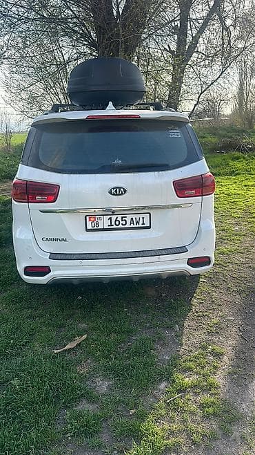 перегародка спринтер: Kia Carnival: 2019 г., Минивэн — 5