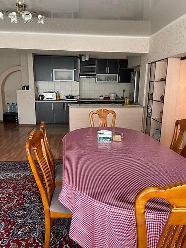 3 комнаты, 90 м², Золотой квадрат Элитка, 9 этаж, Косметический ремонт — 2