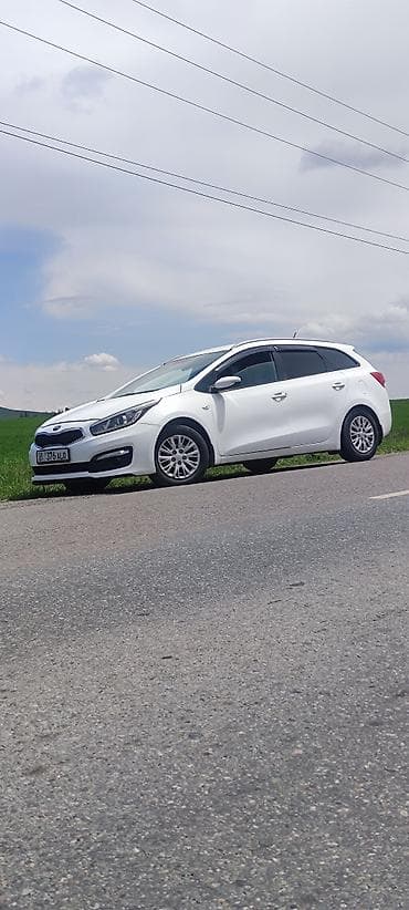 киа с: Kia Ceed: 2016 г., 1.4 л, Ручные, Бензин, Универсал — 2