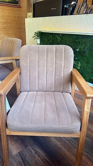 поролон: Есть 30 шт. Если все возьмёте то по 3500. Кресло с деревянным каркасом — 1
