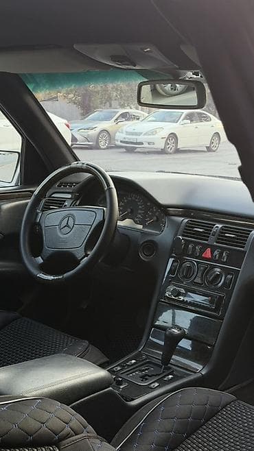 Продажа авто: Mercedes-Benz E-Class: 1998 г., 3.2 л, Автомат, Бензин, Седан — 4