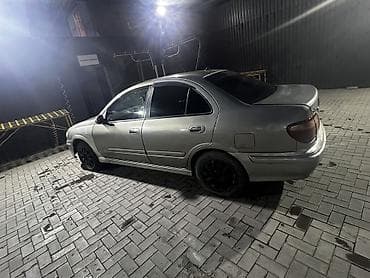 go park: Nissan Bluebird: 2001 г., 2 л, Автомат, Бензин, Седан — 9