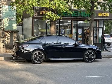 chevrolet comaro: Toyota Camry: 2020 г., 2.5 л, Автомат, Бензин, Седан — 3