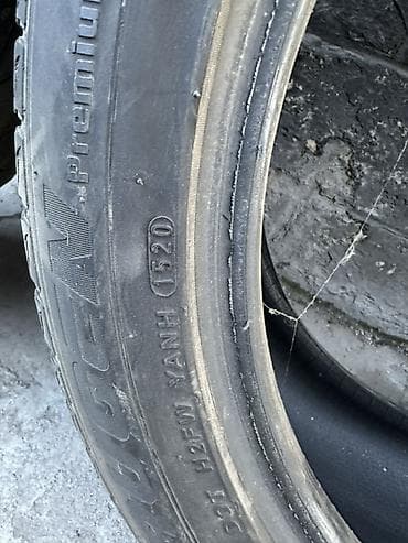 corolla s: Комплект летних шин 19" - Размер: 245/45 ZR19 - Количество: 4 штуки - — 7