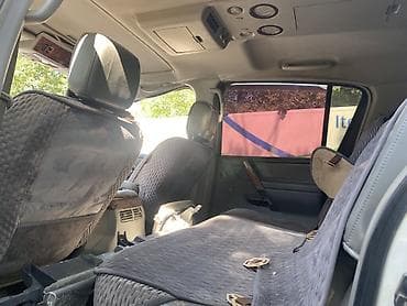 битые машины продажу: Nissan Armada: 2004 г., 5.7 л, Автомат, Бензин, Внедорожник — 5