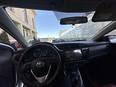Продажа авто: Toyota Levin: 2019 г., 1.8 л, Гибрид, Седан — 8