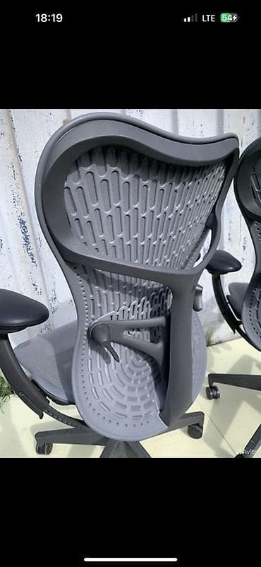 Эргономичные кресла Herman Miller Mirra 2 Производитель:Америка. В — 3