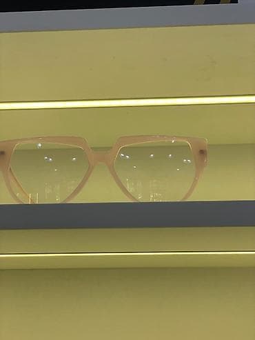 pull beer: Очки с полупрозрачной оправой в бежево‑кремовом оттенке Вас — 1