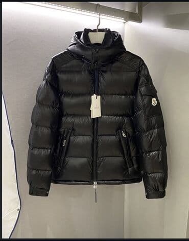 Пуховик, Короткая модель, Италия, С капюшоном, M