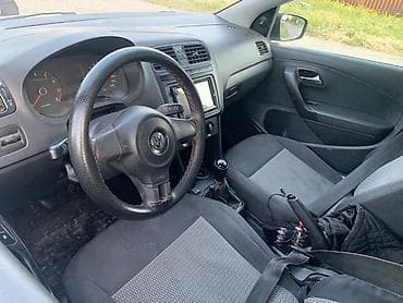 Транспорт: Volkswagen Polo: 2013 г., 1.6 л, Механика, Бензин, Седан — 4